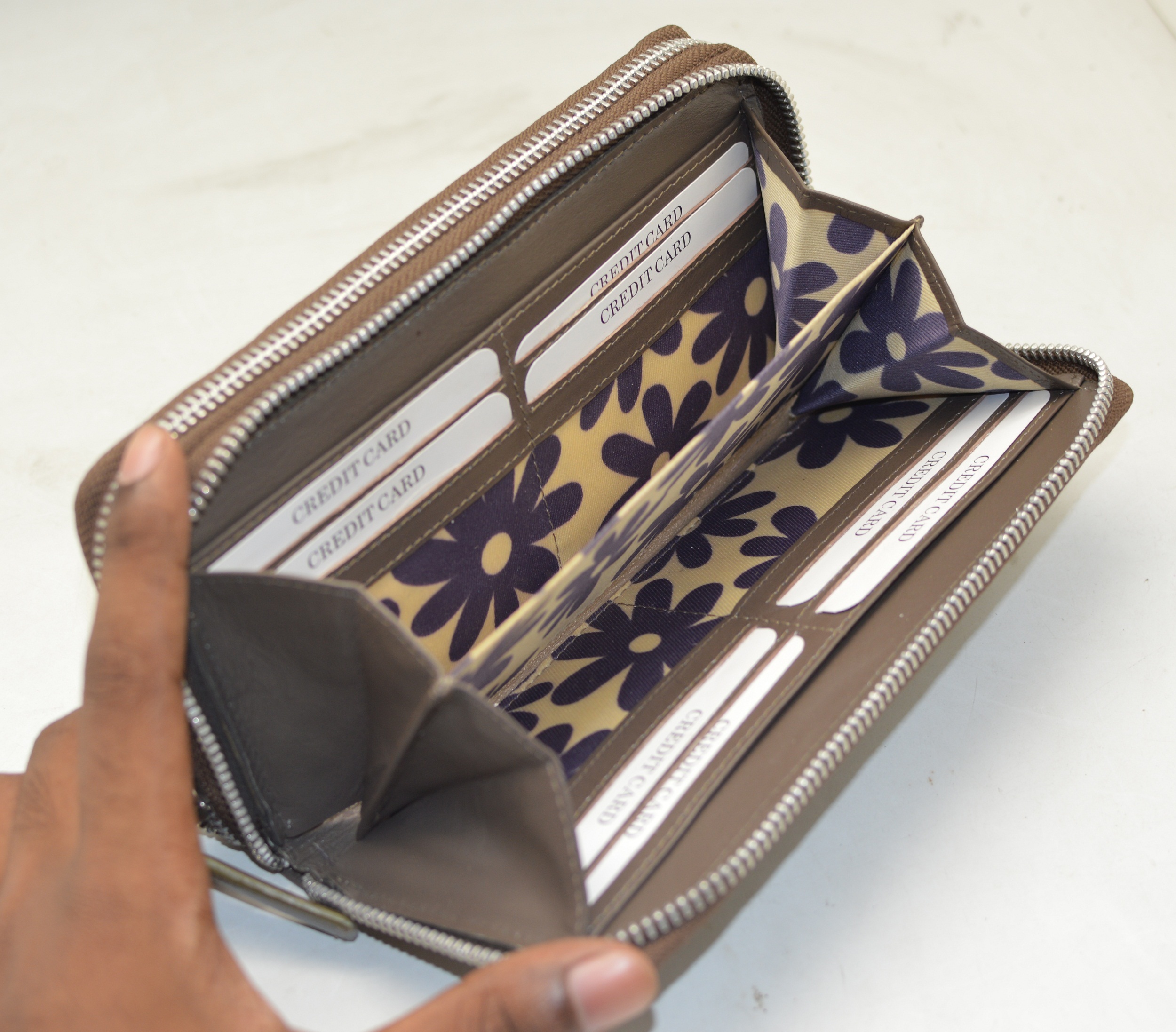 Customized Ladies Leather Wallet