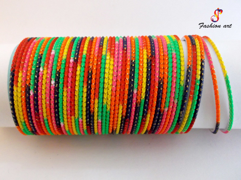 Dangal Metal Bangle