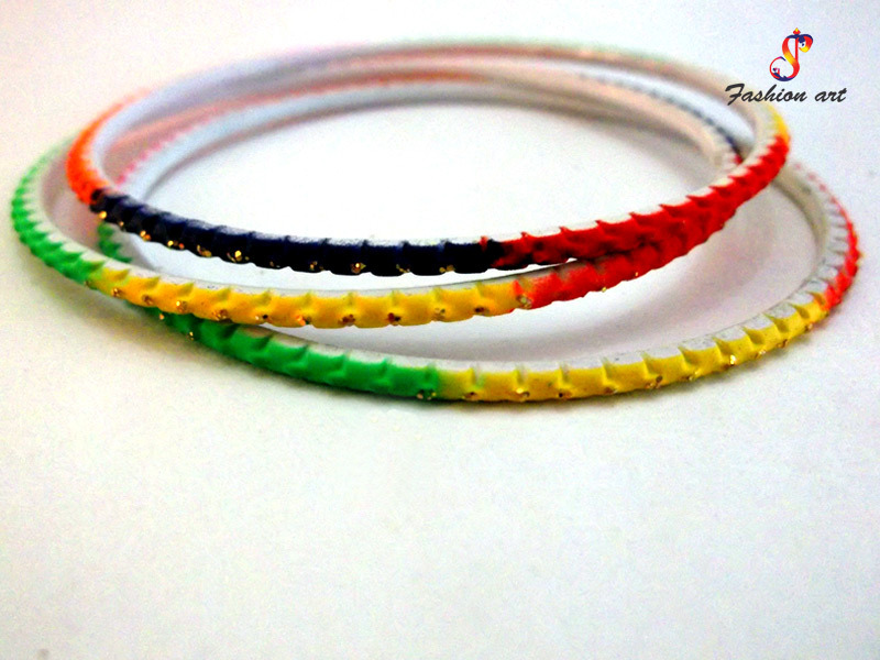 Dangal Metal Bangle