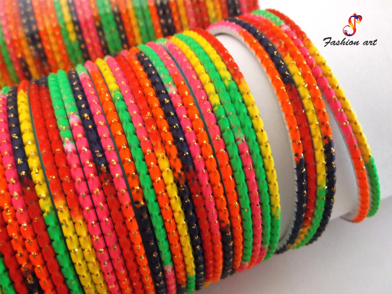 Dangal Metal Bangle