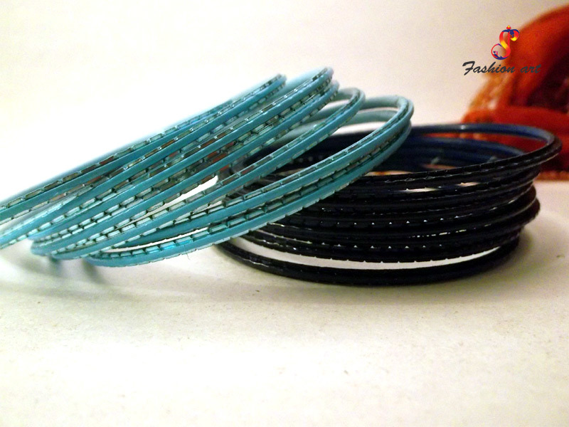Leon 786 Metal Bangle Set