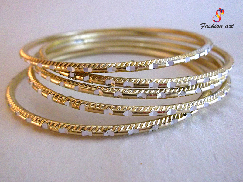 Masti Antique Metal Bangle