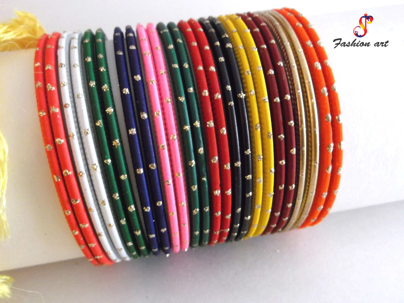 Fitoor Metal Bangle Set