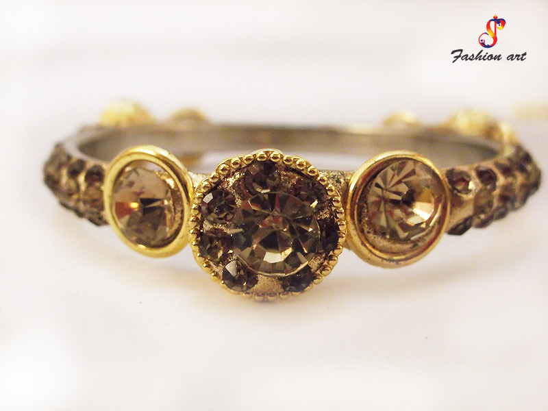 Royal Crown Brass Bangle Set