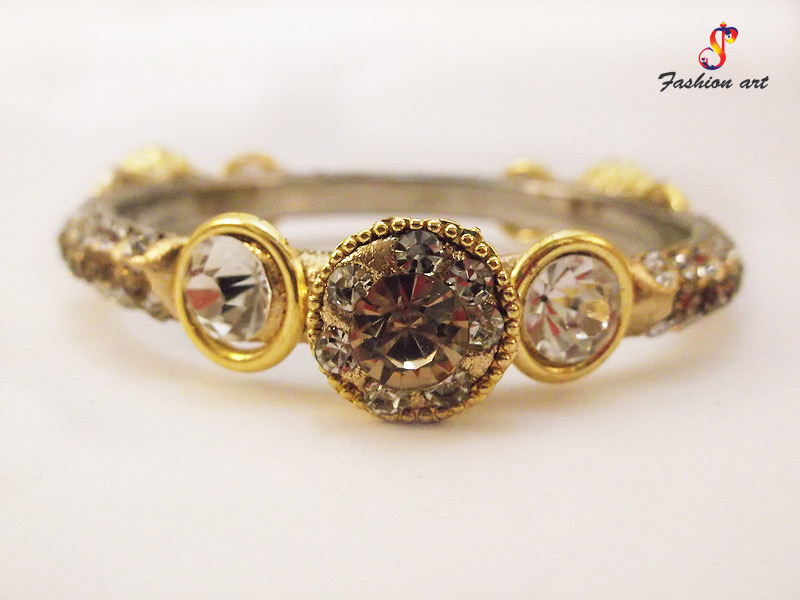 Royal Crown Brass Bangle Set