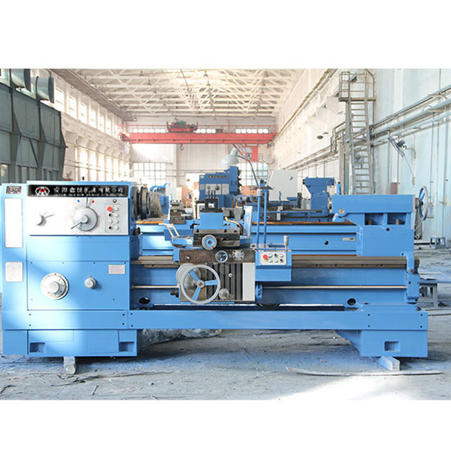 Blue Conventional Horizontal Lathe Machine