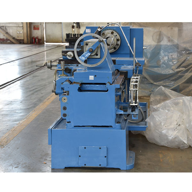 Blue Conventional Horizontal Lathe Machine