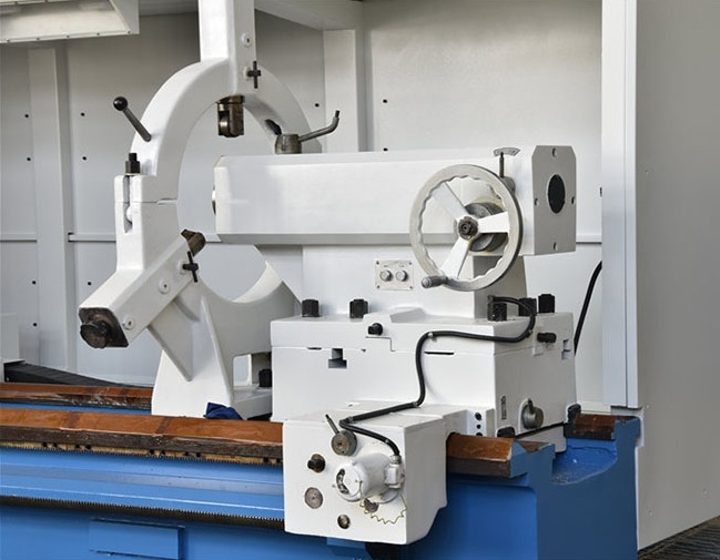 White Automated Cnc Lathe Machine For Sale From China