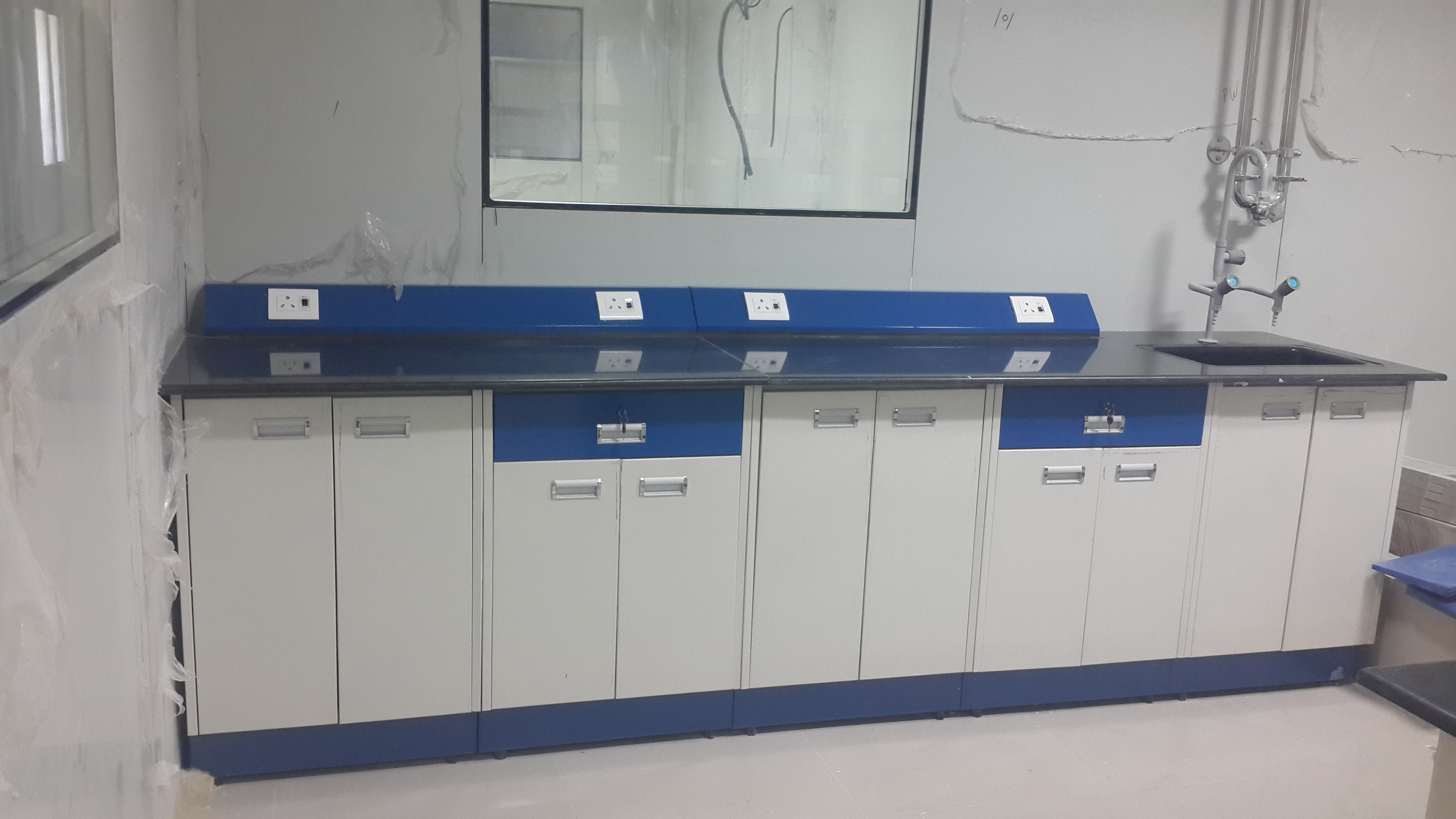 Laboratory Wall Bench