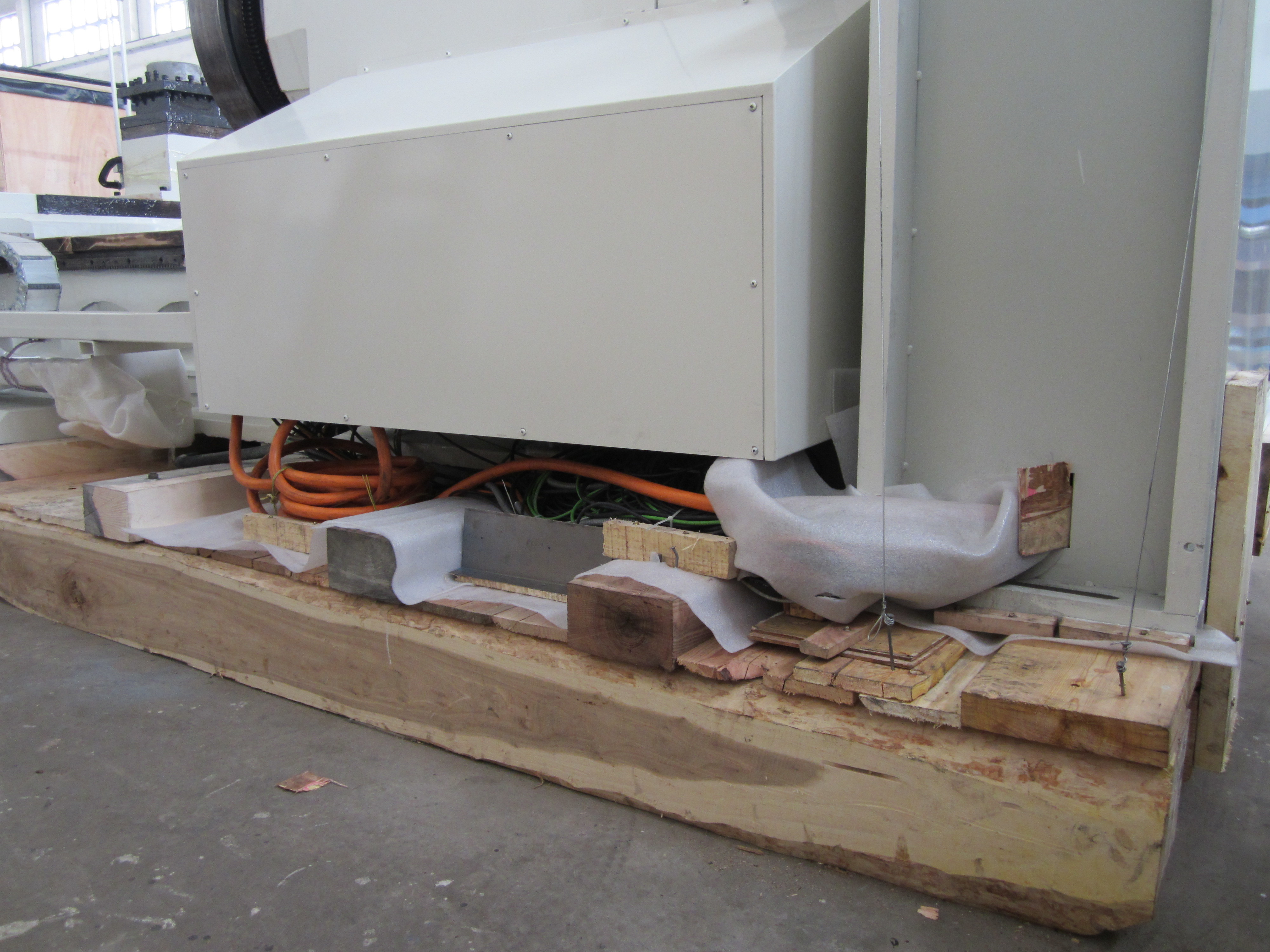 Semi Automatic New Cnc Double Chuck Lathe With Good Service