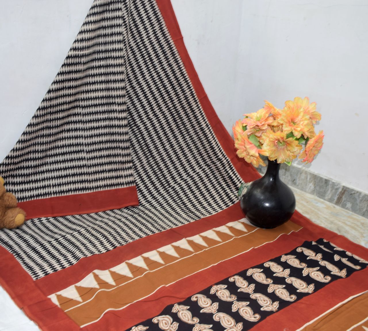 Cotton Silk Ladies Hand Printed Sarees