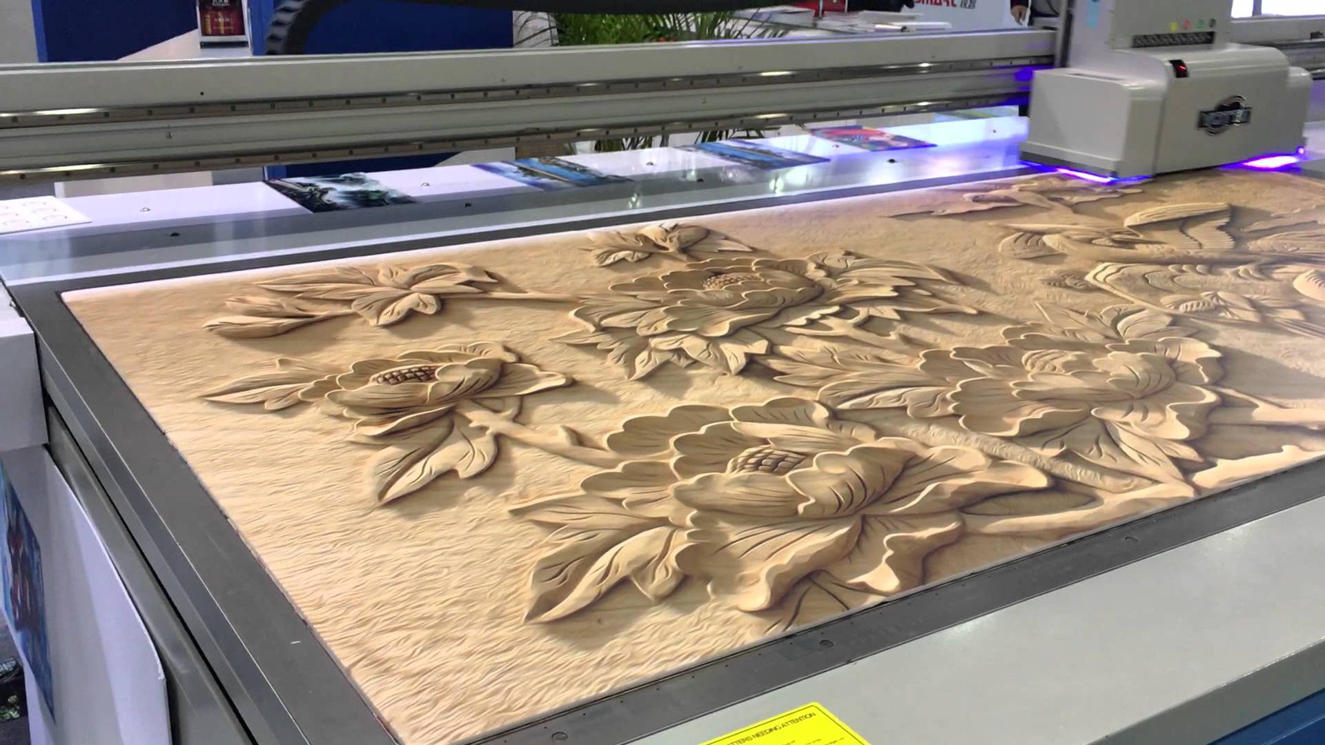 Digital Wood Printing Services Brightness: High