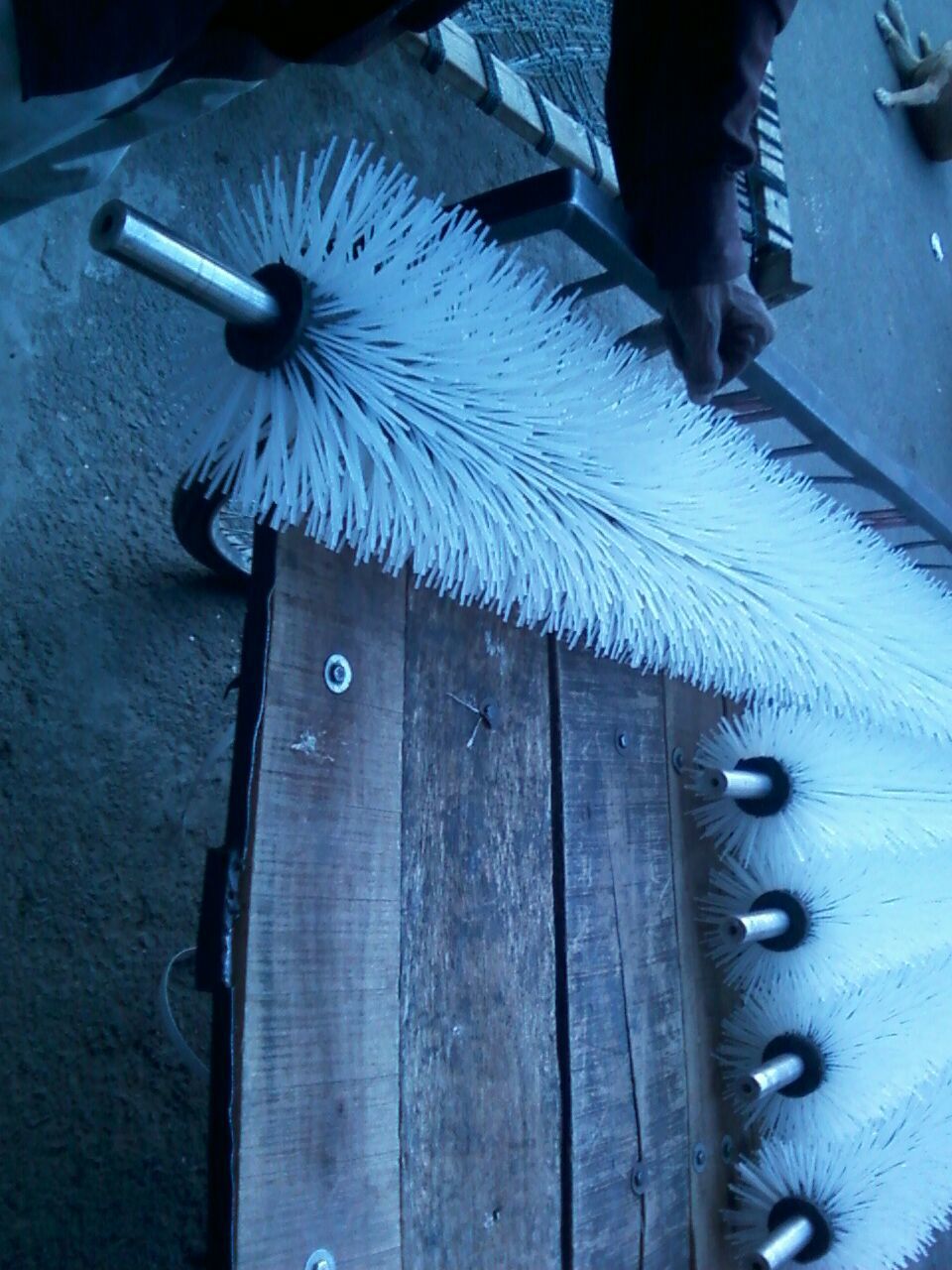 Aluminum Base Brush - Bristle Color: All Color Are Available