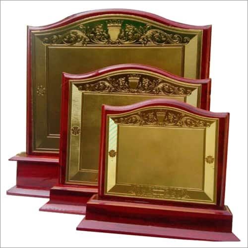 Wooden Mementos - Wooden Square Shield | Golden & Red Plated Finish, Sturdy Weatherproof Design, Sports Theme Awards and Recognition