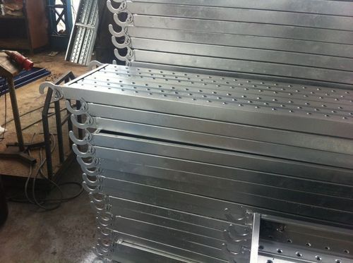 Gi Anti Skid Walkway Plank - G.i & M.s Sheet, Hot Dip Galvanized Finish | Durable, Rugged Construction, Eye-catching Design