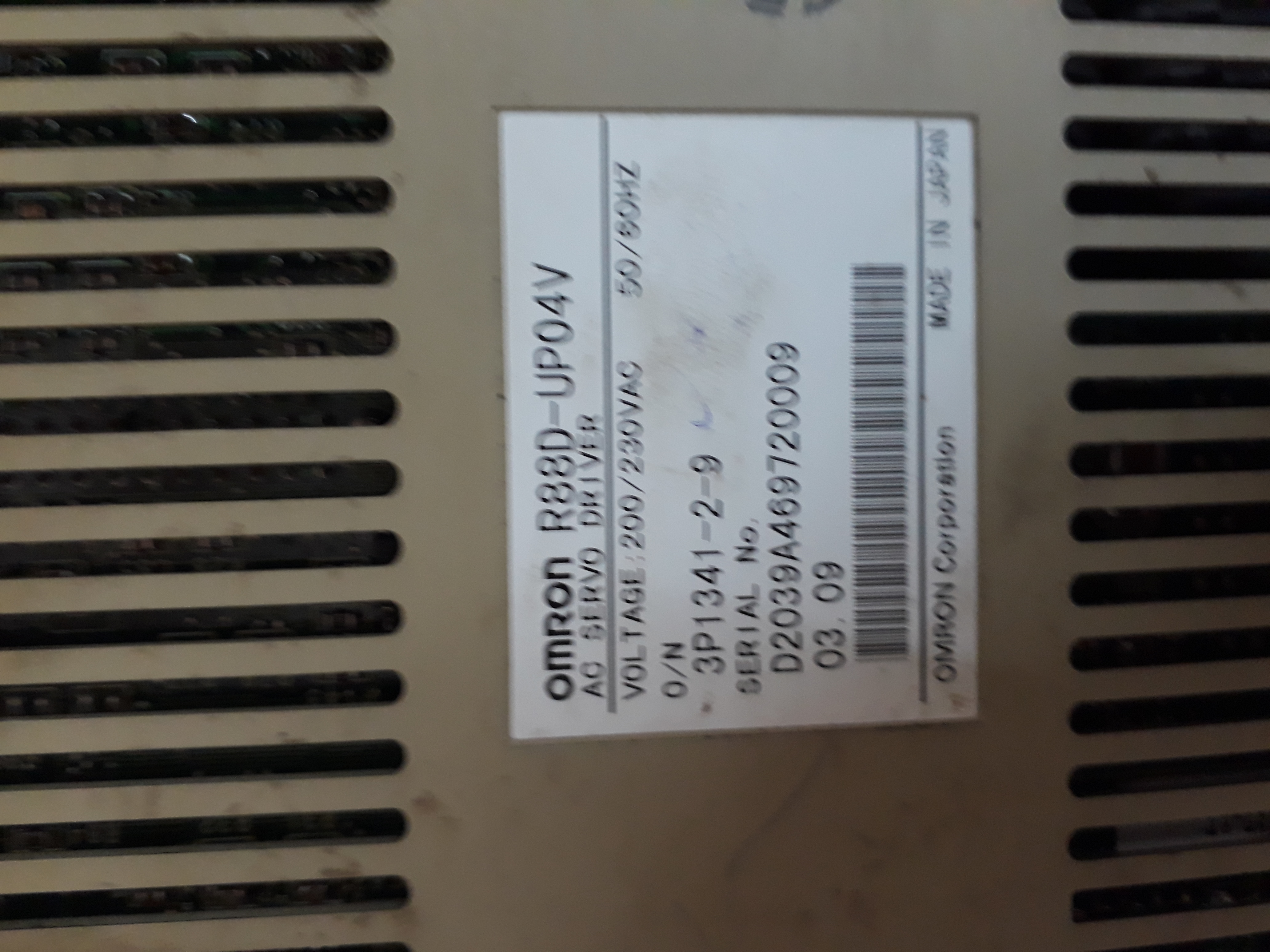 Metal And Fiber Body Omron R88d-up04v