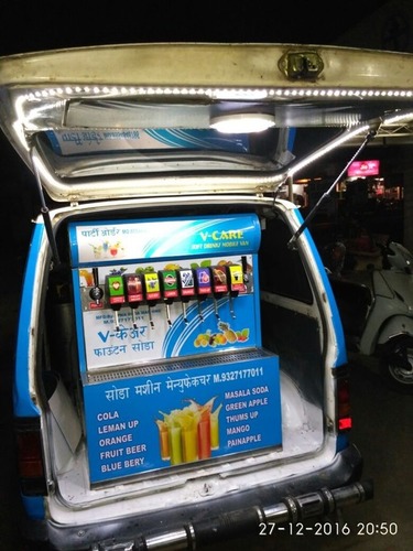 सोड़ा पानी डिस्पेंसर