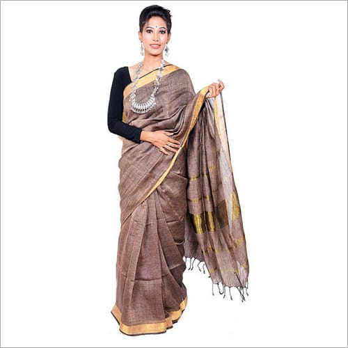 बुनी हुई नरम पारंपरिक लिनन साड़ी