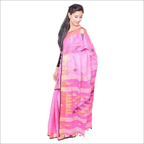 बुनी हुई गुलाबी लिनन जामदानी साड़ी