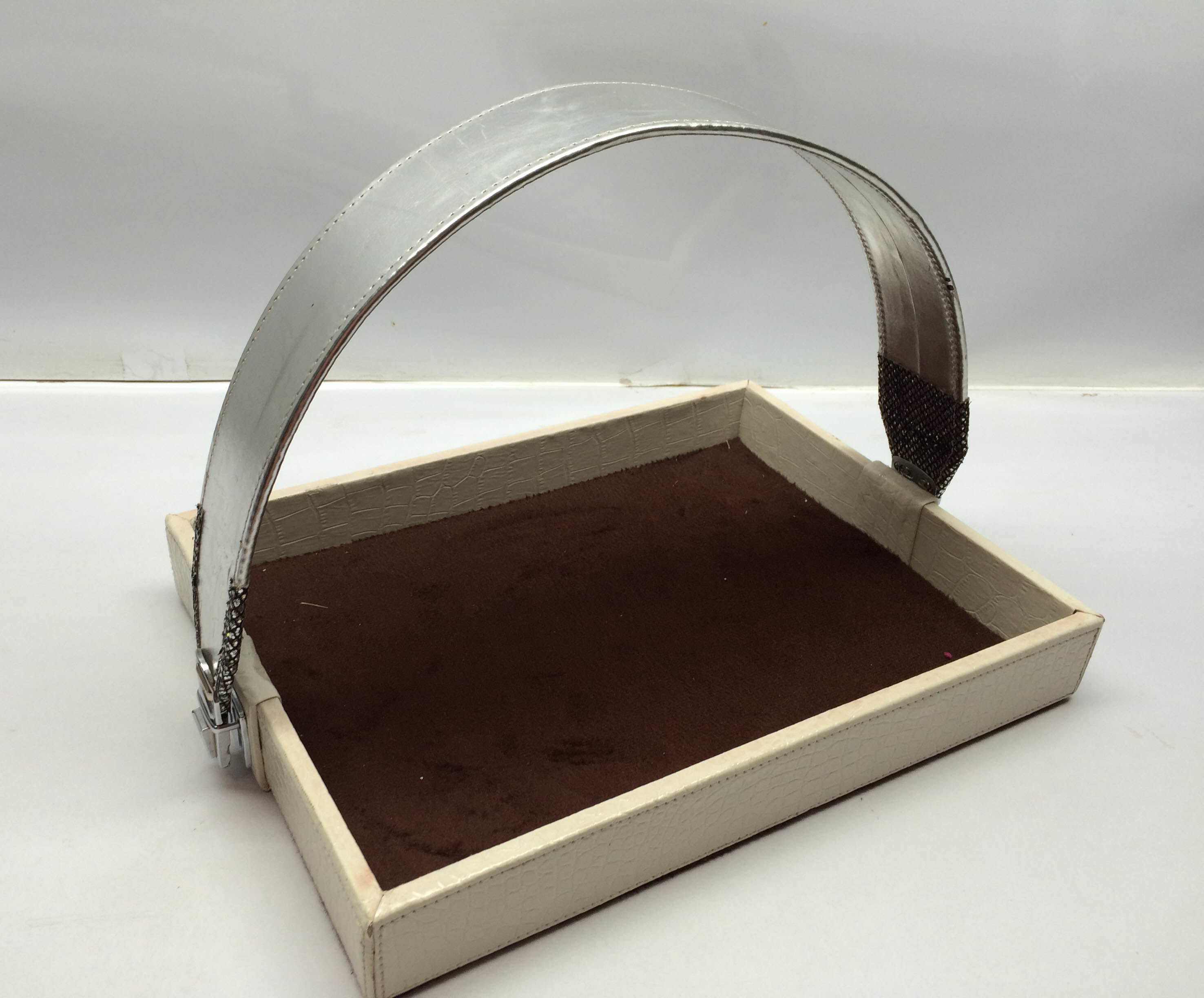 Board & Rasin Hamper Basket