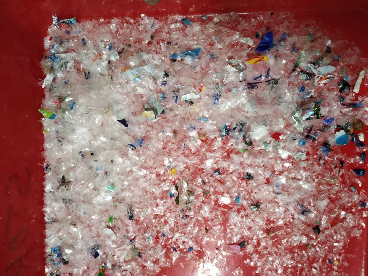 Pet Flakes Color Sorting Machine Accuracy: 99 %