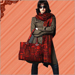 उप्पर डालने के लिए ऊन मिश्रित रैप