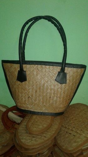 हैंडक्राफ्ट बैग