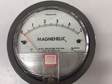 Dwyer Magnehelic Differential Pressure Gauge Model 2000-5kpa