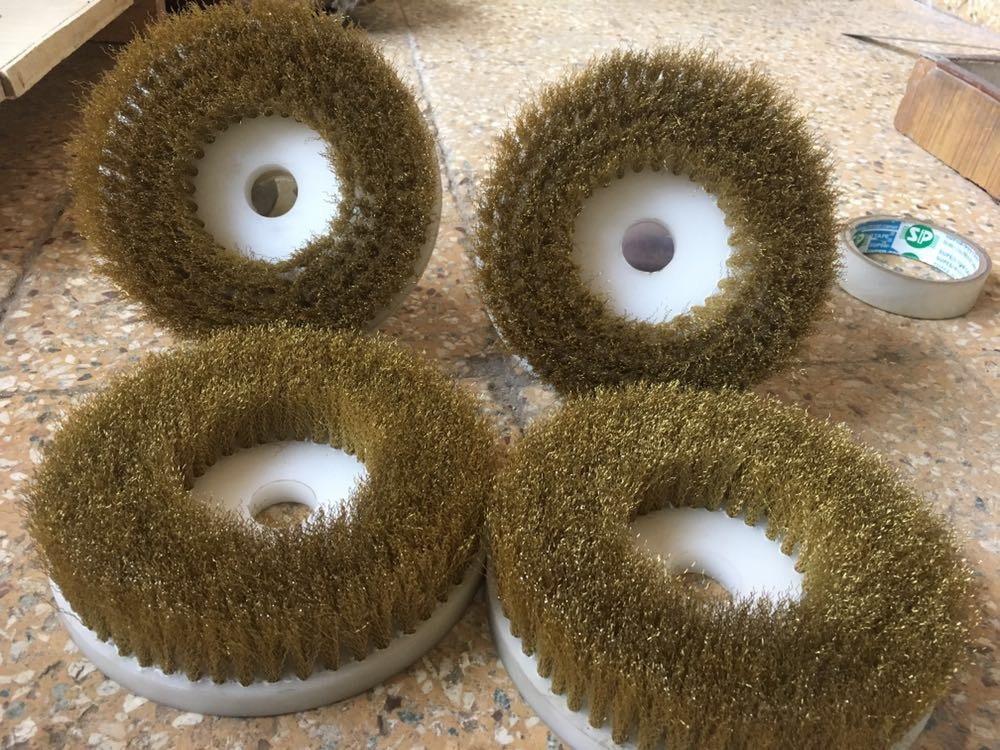 Disc Brushes - Plastic, Cylindrical Shape, All Diameters Available, Multi-color Bristles | High Durability, Easy Usage, Low Maintenance, Versatile Applications