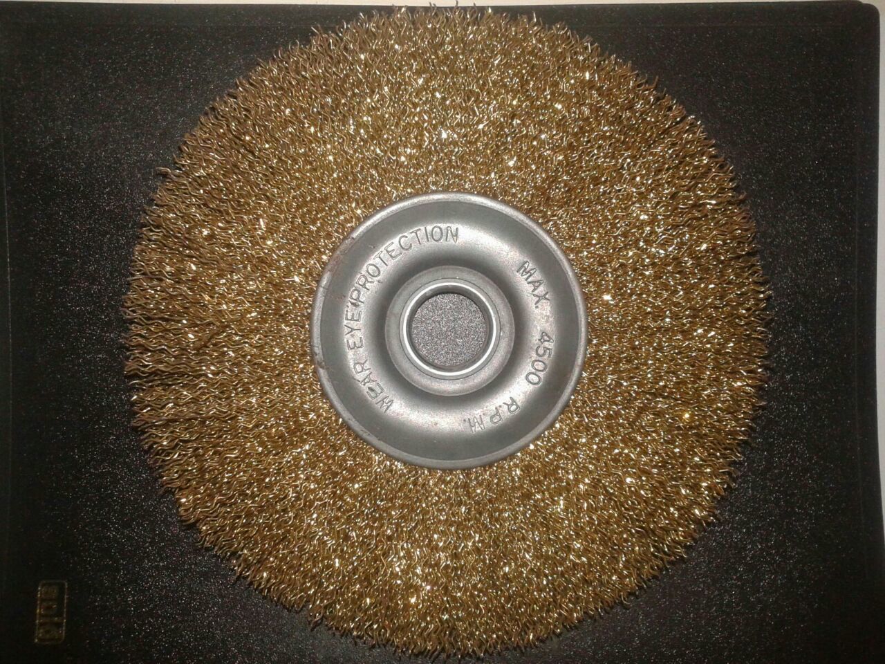 Disc Brushes - Plastic, Cylindrical Shape, All Diameters Available, Multi-color Bristles | High Durability, Easy Usage, Low Maintenance, Versatile Applications