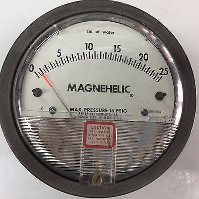Dwyer Magnehelic Differential Pressure Gauge Model 2000-25kpa