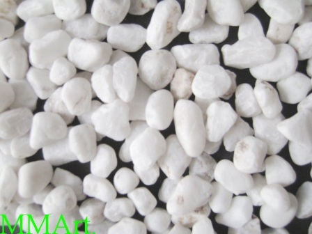 Primium Quality Machine Polished Snow White Glossy Pebbles Stone Lanscaping And Garden Tree Decoration Solid Surface