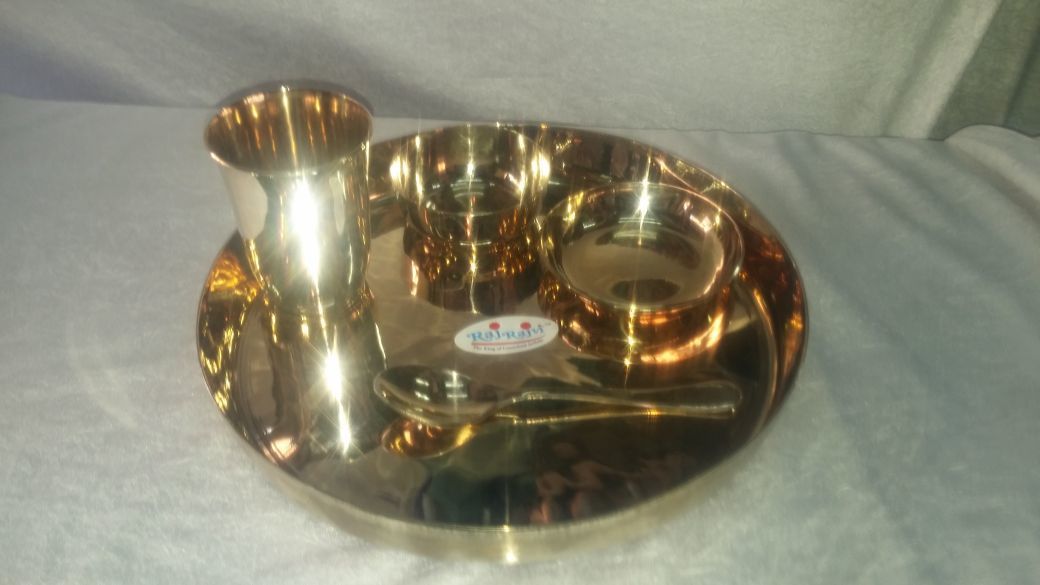 Traditional Buffet Plate - Round Brass Thali , Golden Finish Perfect For Kitchen Use