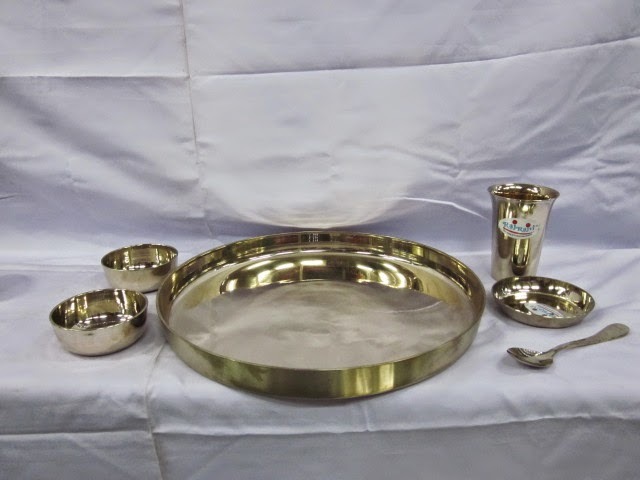 Traditional Buffet Plate - Round Brass Thali , Golden Finish Perfect For Kitchen Use