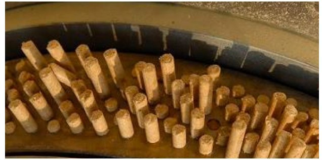 Stove Pellets - Wood, 6/8mm Diameter, 10-30mm Length, 630kg | Uniform Shape, Low Particulate Emissions, Eco-friendly Biomass Fuel, Consistent Quality