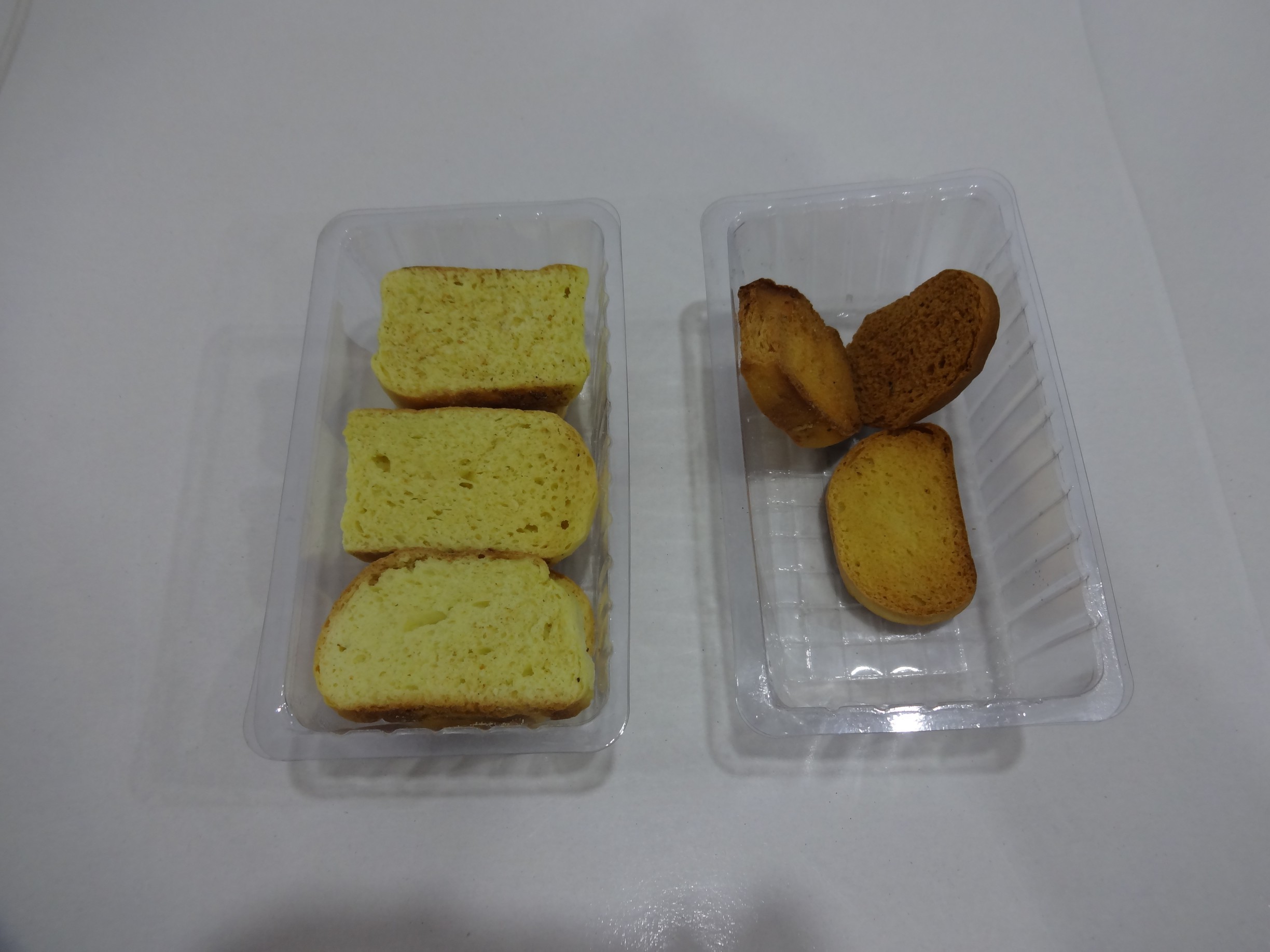 Bar Cake Tray Hardness: It Hard Enough To Protect The Goods In It