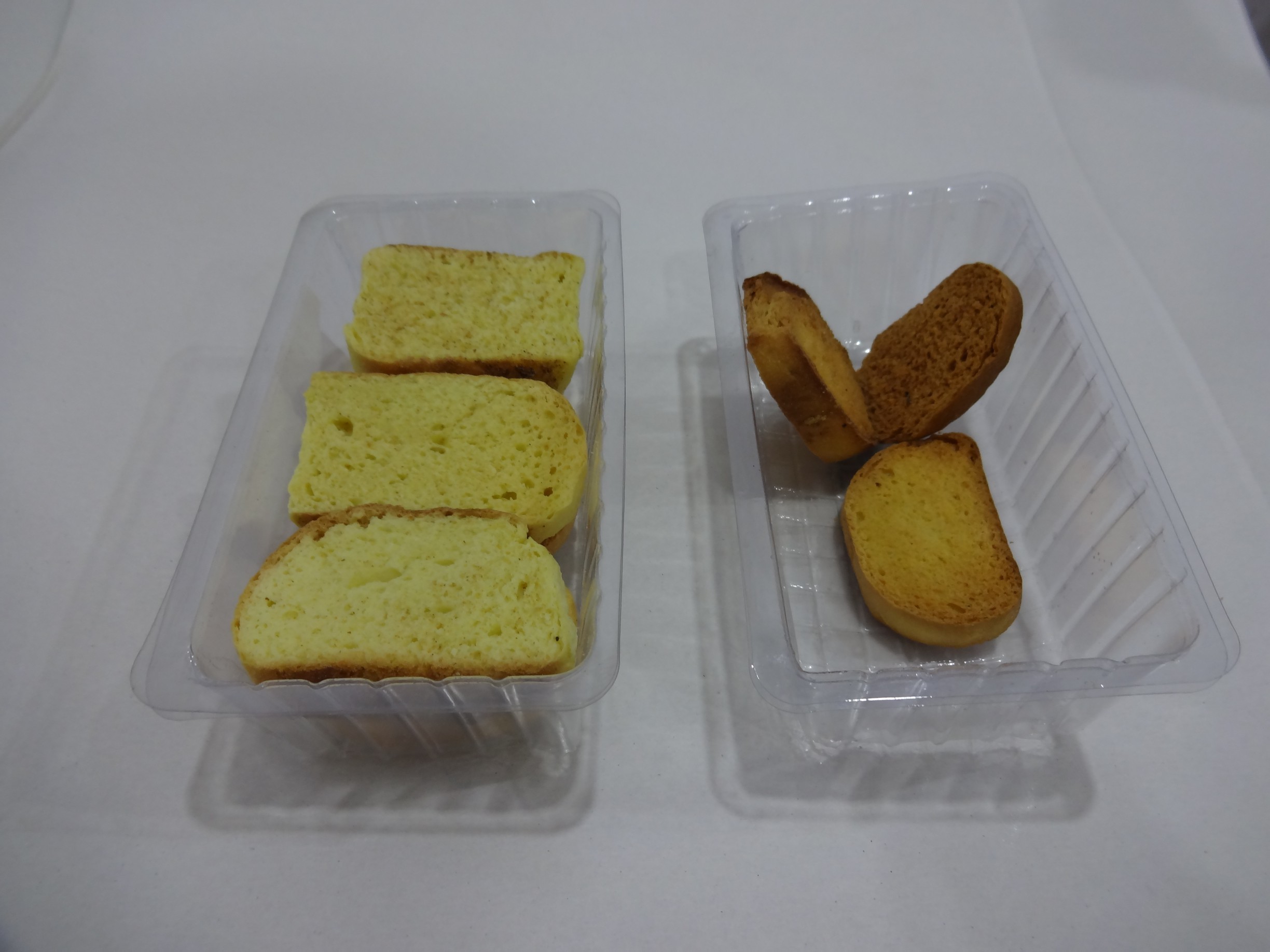Bar Cake Tray Hardness: It Hard Enough To Protect The Goods In It
