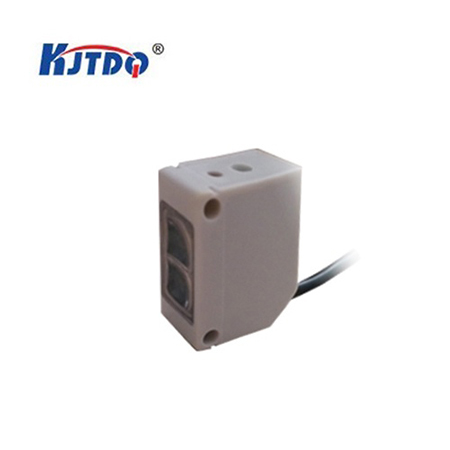 Diffuse Reflection Photoelectric Sensor - Nickel Copper Alloy, IP67 Protection, 50*50*18mm Housing Size | NPN/PNP Output, Infrared LED 880nm Light Source, Temperature Range -15 to 55°C