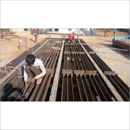 बाउंड्री पोल बेंच