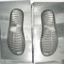 केले के प्रकार का जूता मर जाता है