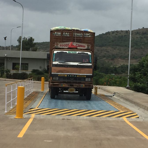 Electronic Weighbridge - Steel, Customizable Size | 100 Tons Load Capacity, Low Maintenance, Weatherproof Design