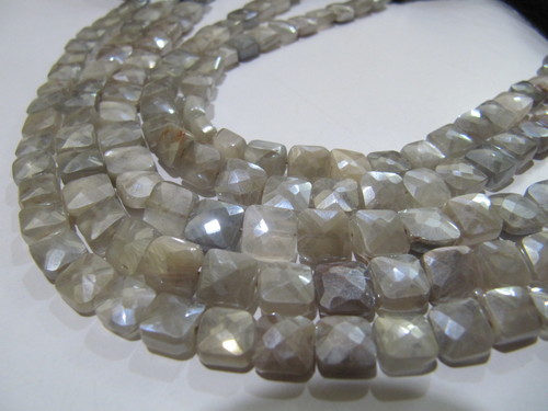 एएए क्वालिटी ग्रे मूनस्टोन एबी कोटेड कुशन शेप