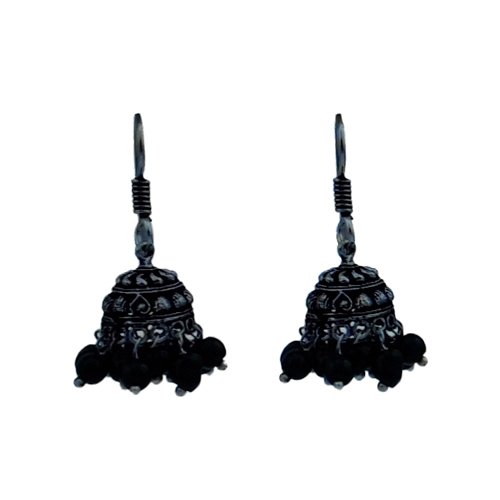 महिलाओं के डिजाइनर कान की बाली