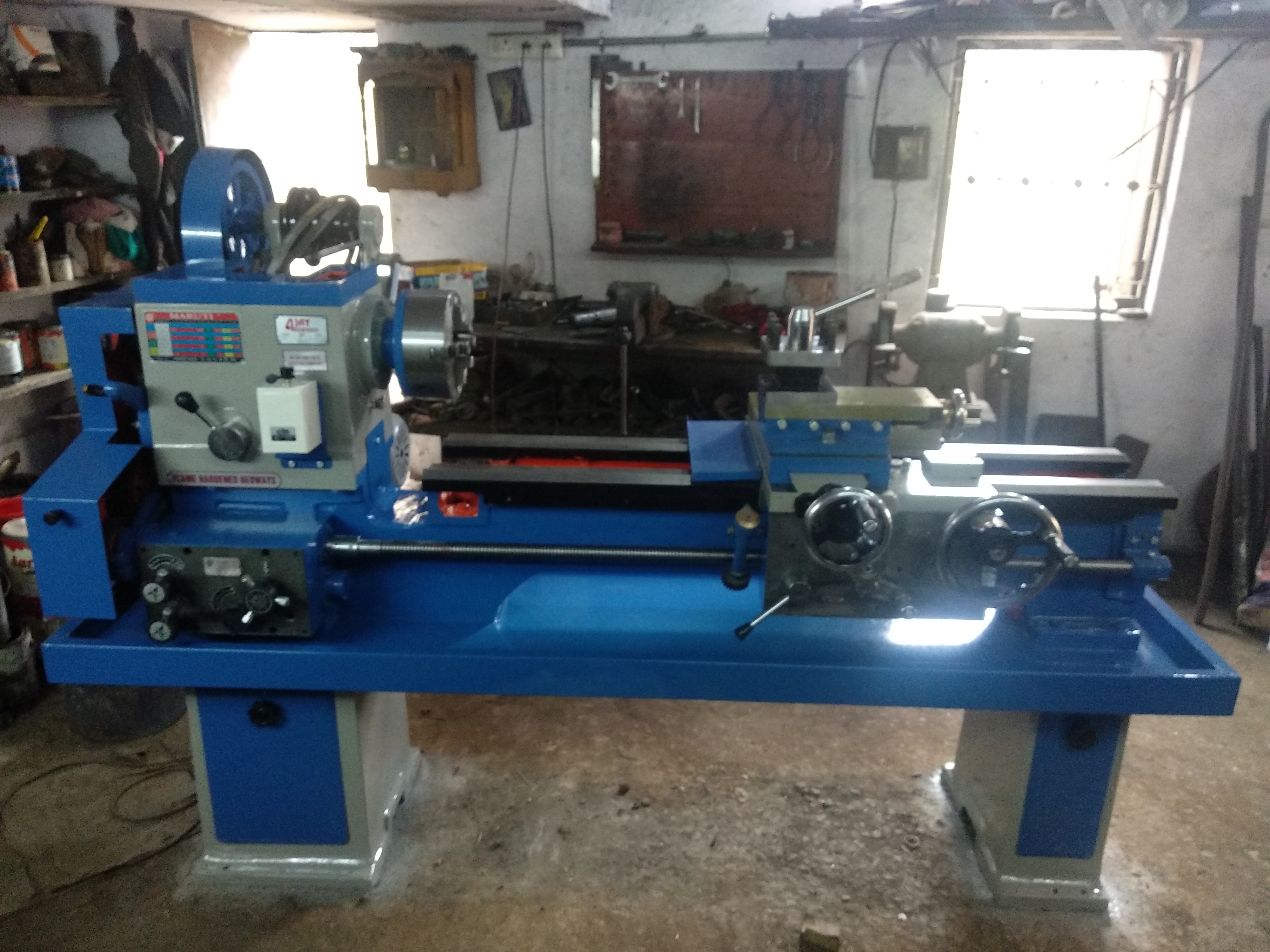 Medium Duty Lathe Machine