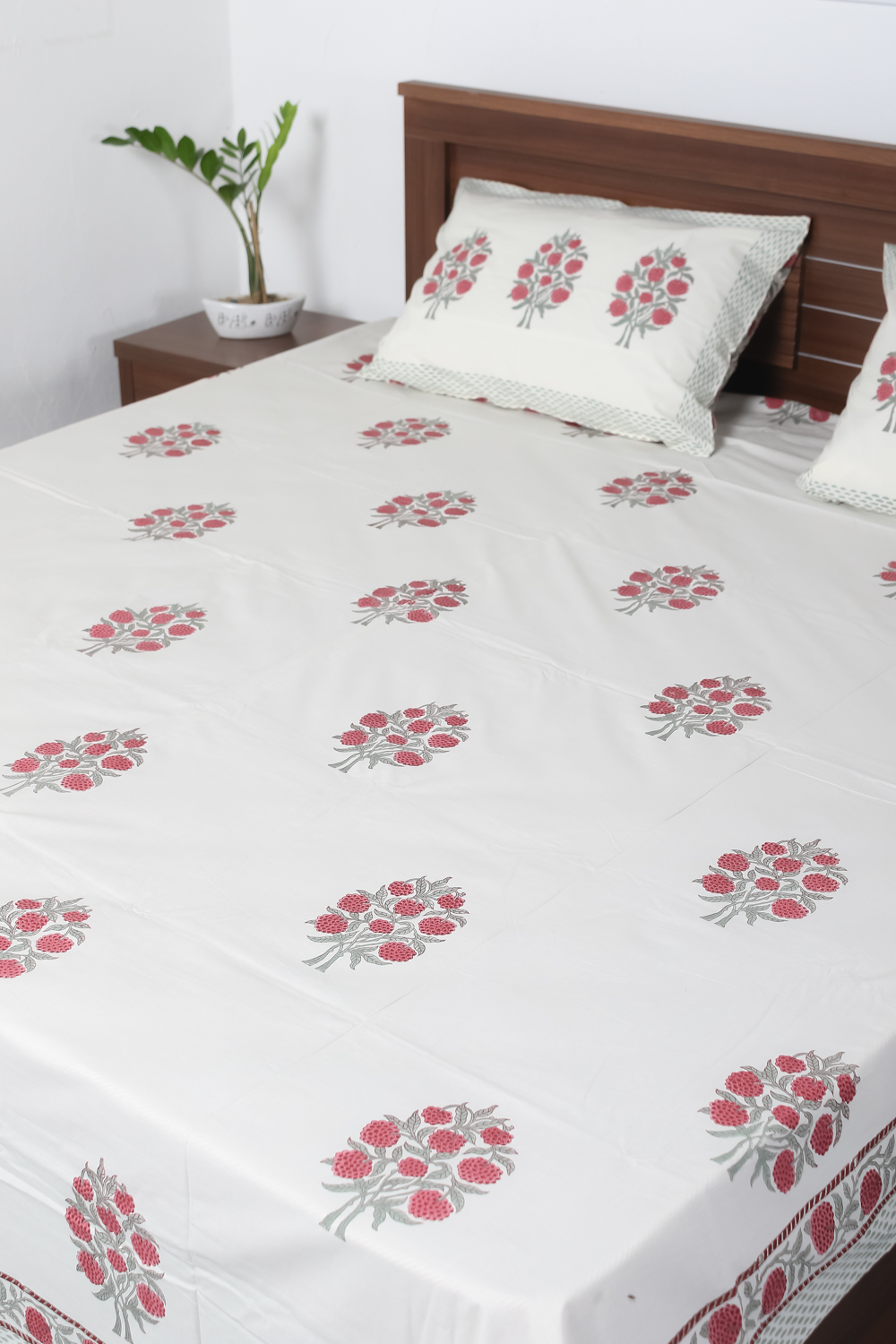 White Printed Cotton Bedsheets