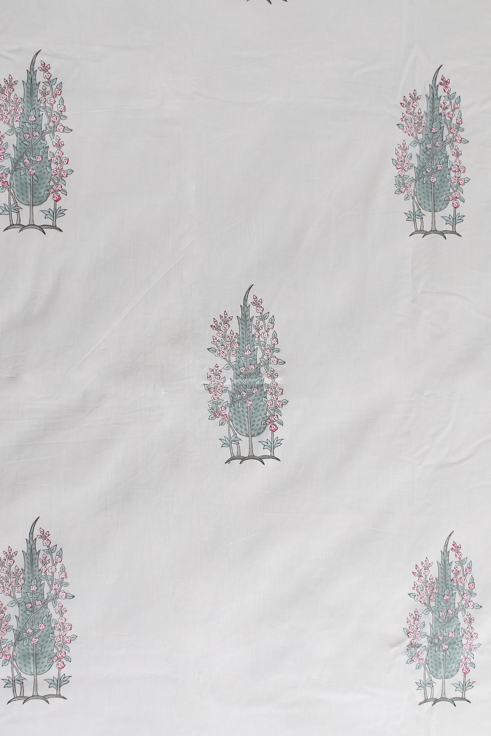 Double Bed Sheet - 100% Cotton, 90x108 Sq. Inches | Traditional Jaipuri Block Print With 2 Matching Pillow Covers, Eco-friendly And Washable