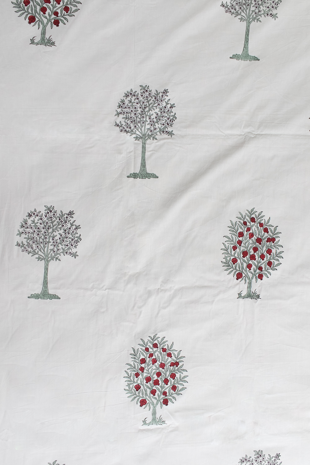 White Cotton Printed Bedsheet