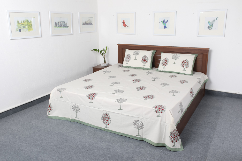 White Cotton Printed Bedsheet