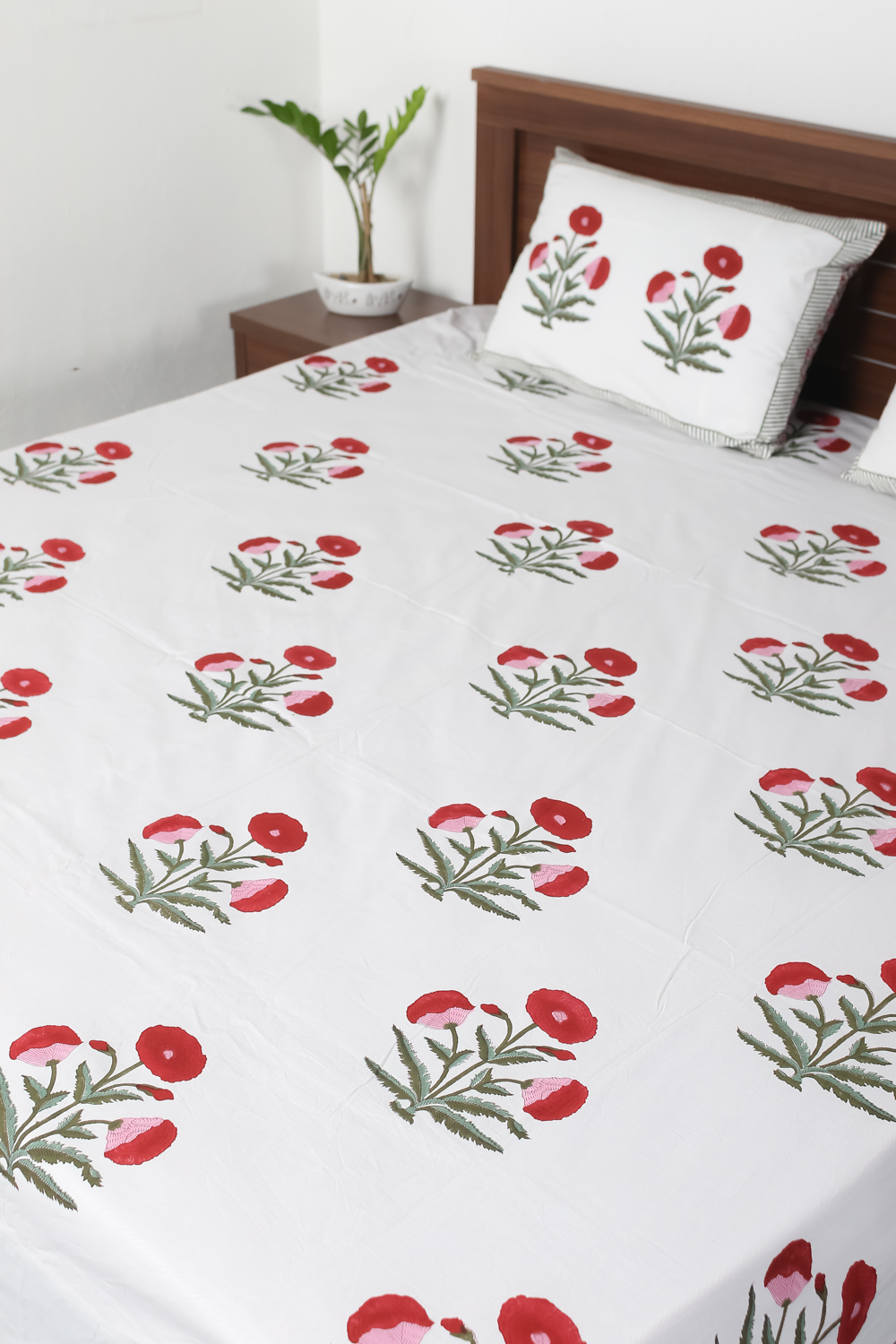 White Cotton Printed Bedsheet
