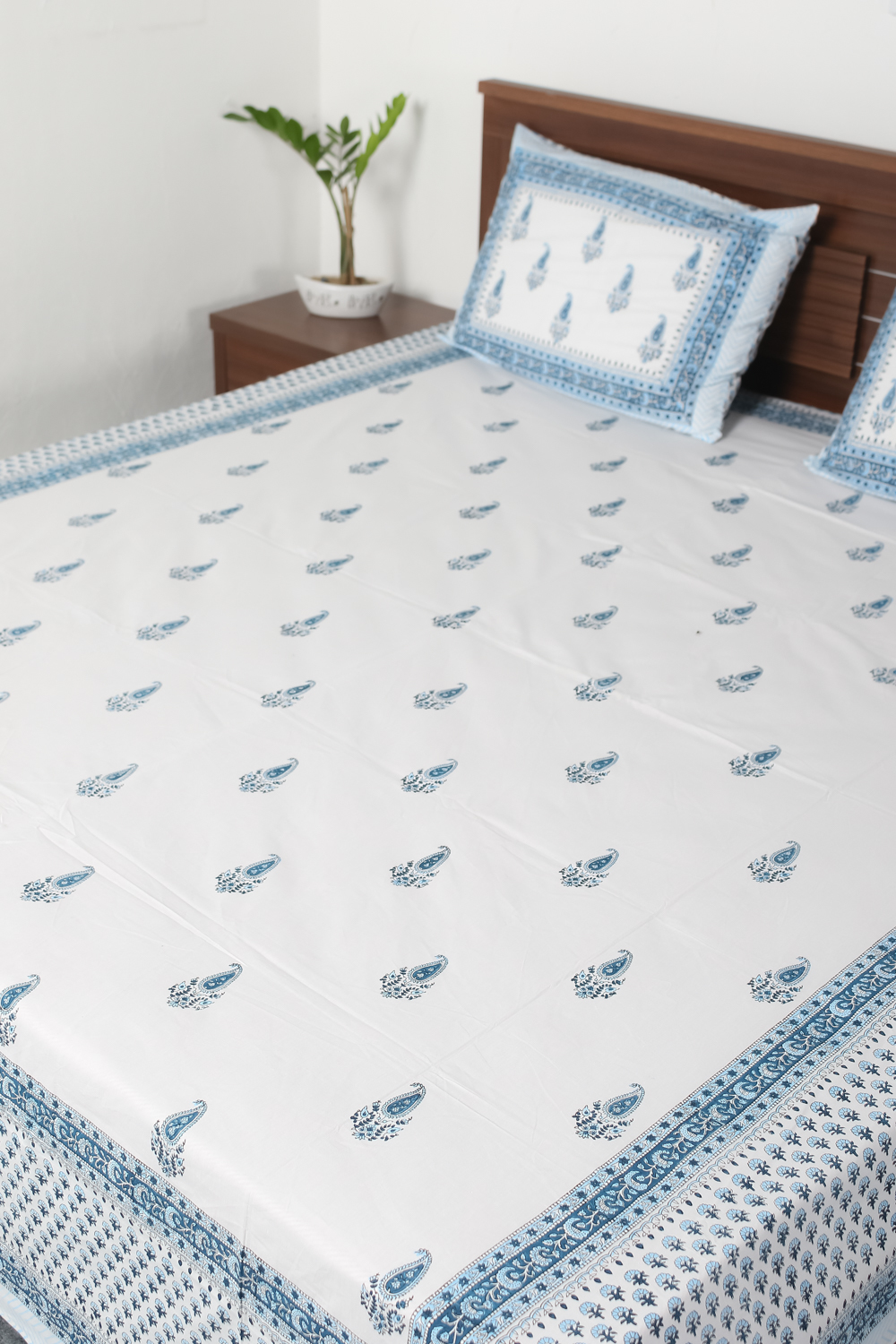 White Printed Cotton Bedsheets